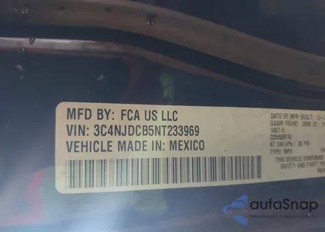 2022 Jeep Compass Limited 4X4 z USA, uszkodzony, nr VIN 3C4NJDCB5NT233969